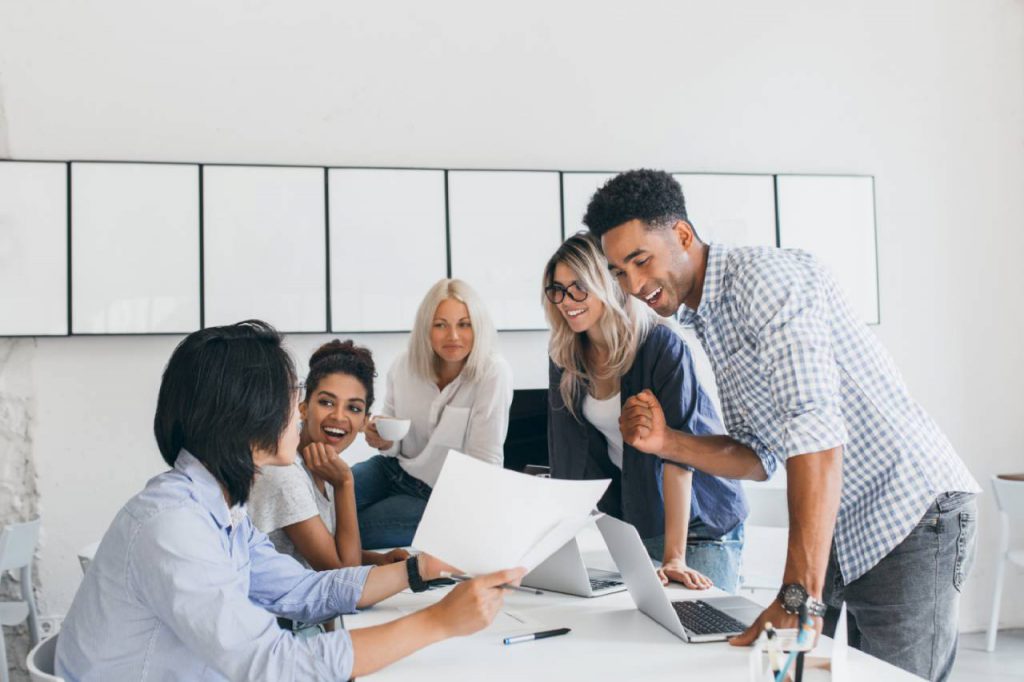 Les BTS de communication intègrent le Droit de la communication